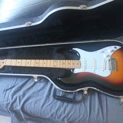 Fender Squire Bullet S-3T 1985-86 Sunburst MIJ E-Series (2nd version) Minty image 1