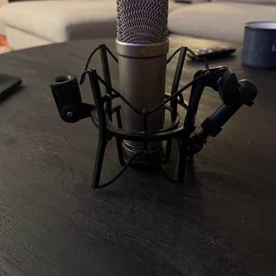 RODE NT1-A Large Diaphragm Cardioid Condenser Microphone 2002 - Present - Silver