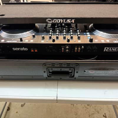 Rane Performer Motorized Serato DJ Stems Controller w/ Odyssey Glide 1U Case image 9