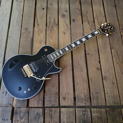 Electric Guitar With Sustainer Fernandes Burny Les Paul RLC-105S