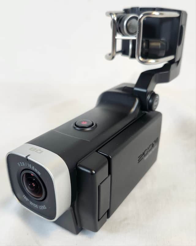 Zoom Q8 Handy Video Recorder, HD Video / Four Track Audio Recorder image 1