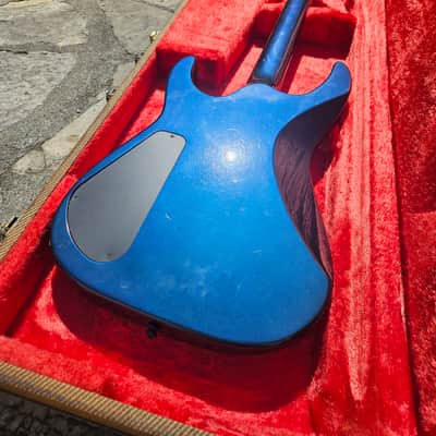 Charvel Model 6 cobalt blue 1986 khaler japan image 10
