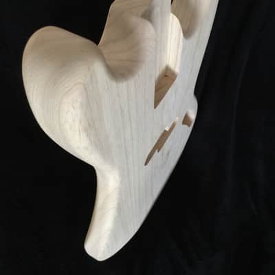 Mustang Bass Body 69 2 Piece Swamp Ash image 5