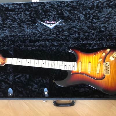 Fender Masterbuilt "Ukrainian" Stratocaster by Yuriy Shishkov image 2