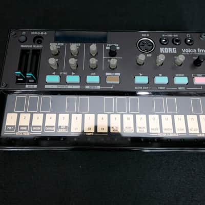 Korg Volca FM Digital FM Synthesizer/Sequencer