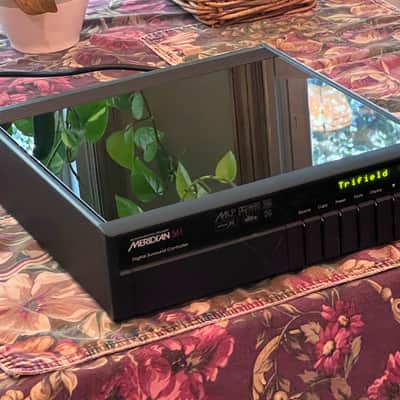 Meridian 561 Digital Surround Controller/Tested Fully Functional image 5