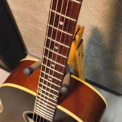 Gibson Custom 1942 Banner J-45 Reissue Vintage Sunburst 2023 image 8