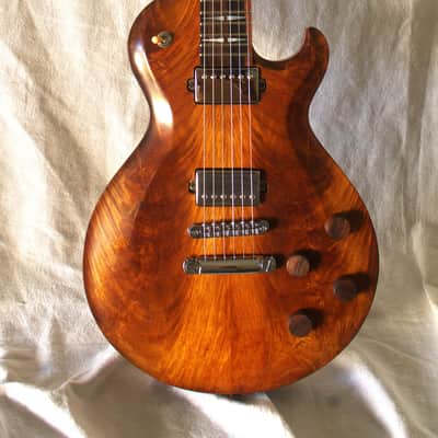 Bhakatt Guitar Single Cut, carve top 2026 - Body Polyurethanes neck oil finish image 3