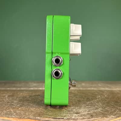 TC Electronic Corona Chorus 2011 - Present - Green image 4