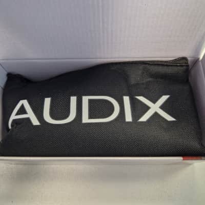 Audix OM2 Handheld Hypercardioid Dynamic Microphone - Black image 4