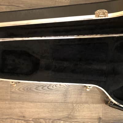 1990's Fender USA Red Logo Label Molded Hardshell Case Strat Tele USA Guitar image 6
