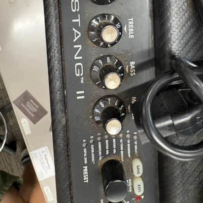Fender Mustang II Amp image 5