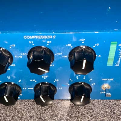 Tube-Tech LCA 2A Dual Channel Tube VCA Compressor / Limiter 2010s - Blue image 4