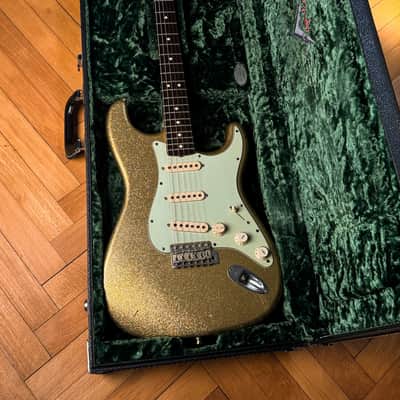 2005 Fender 64 Greg Fessler Strat Gold Sparke Masterdesign image 19