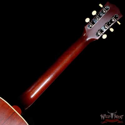 Gibson Custom Shop 1942 Banner J-45 Vintage Sunburst 4.00 LBS image 5