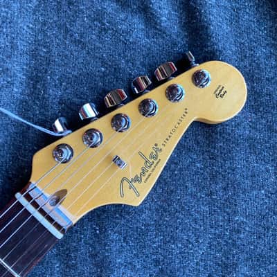 Fender American Professional II Stratocaster Rosewood 2021 3-Color Sunburst US210089012 image 6