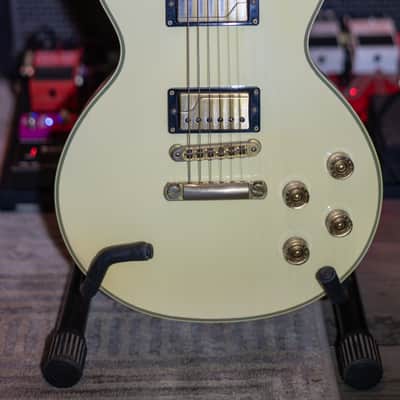 Gibson Les Paul Custom - White image 2