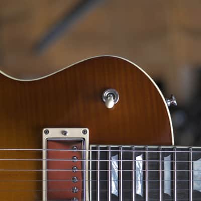 Eastman SB59 - Goldburst image 10