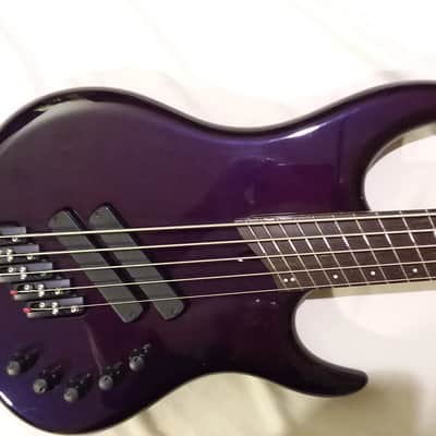 Dingwall Leland Sklar Signature 5 string .  I AM PUTTING THIS BASS ON E-BAY. Make an Offer Before A Bidding Match Begins. image 1