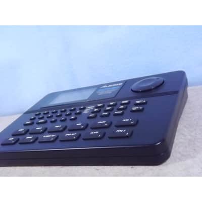 Alesis SR-16 Drum Machine (16 BIT) image 8