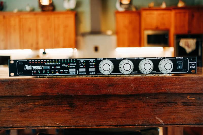 Empirical Labs Distressor EL8 Compressor/Limiter