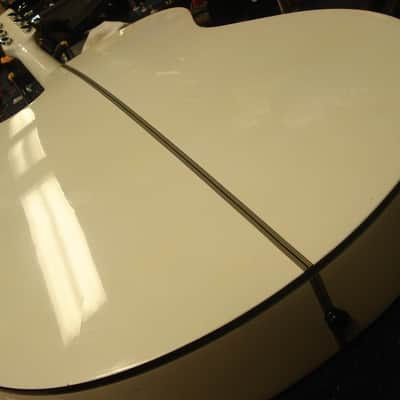 Washburn EA20WH Festival Series Acoustic/Electric Guitar white image 3