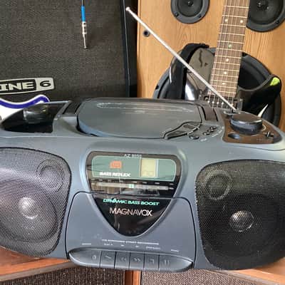 Vintage 1997 Magnavox AZ 8050 Boom Box Stereo AM/FM, CD, Cassette Player *READ* image 16