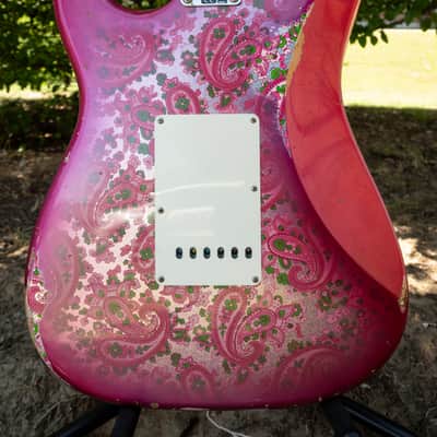 2018 Fender Custom Shop Limited Edition '68 Pink Paisley Relic Strat, Built By C.W. Fleming image 3