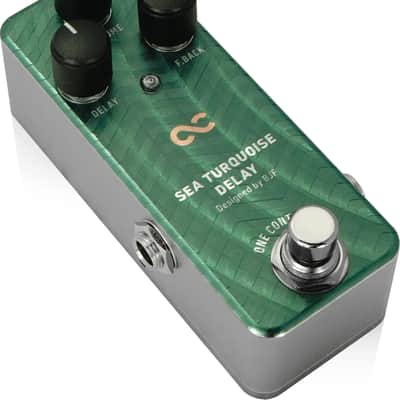 One Control Sea Turquoise Delay w/ 3 Cables image 2
