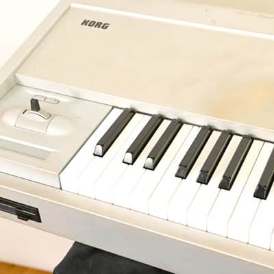 Korg Triton ProX 88-Key Digital Keyboard CG01Y5X image 8