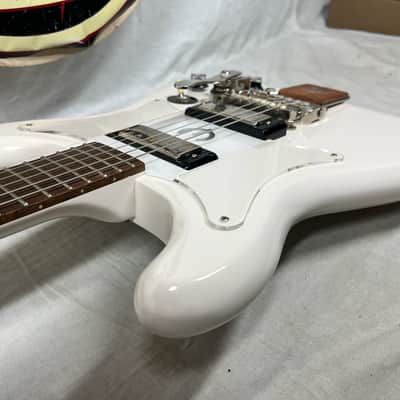 Epiphone Crestwood Custom Tremotone - Polaris White image 20