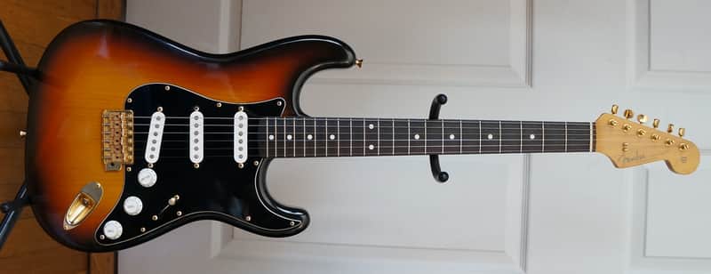 Fender Japan ST-62G Stratocaster Vintage Reissue MIJ N serial Fujigen 3TSB SRV Style