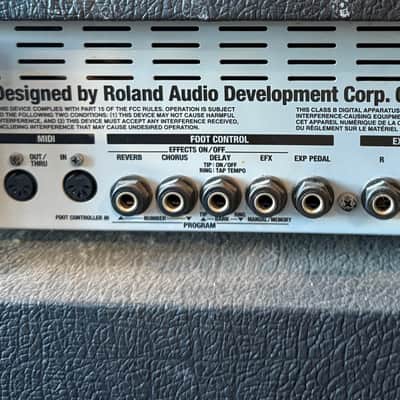 Roland VGA-7 V-Guitar 2-Channel 65-Watt 1x12" Digital Modeling Guitar Combo 2001 - 2004 - Black image 3
