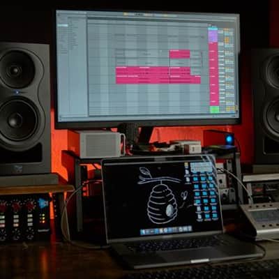Kali Audio IN-5 5" 240 Watt 3-Way Powered Studio Monitor image 5