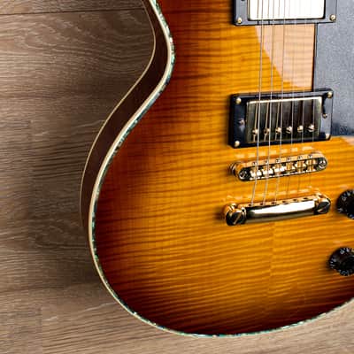 Wolf WLP 750T  Honey burst  Electric Guitar image 9