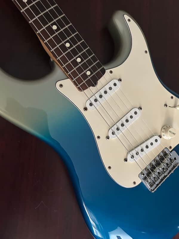 1983 Fender "Dan Smith" Stratocaster with Rosewood Fretboard - Blue Stratoburst image 1