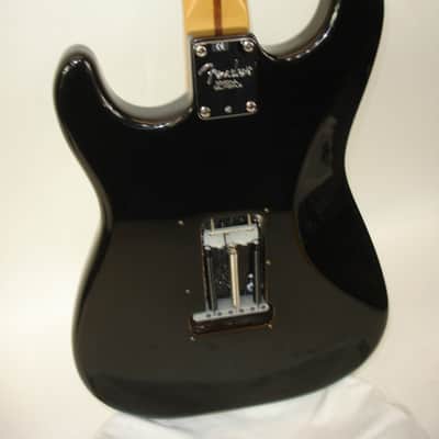 1999 Fender American Standard Stratocaster Electric Guitar, Roswewood Fingerboard, Black image 14
