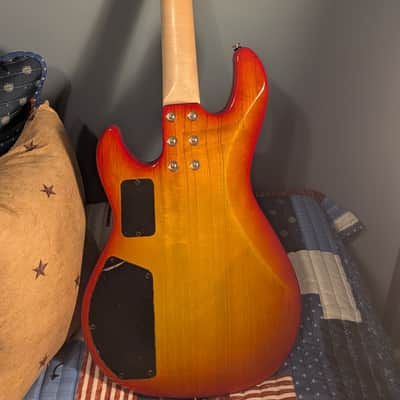 G&L USA CLF Research L-2000 4 String Bass & Case 2021 - Cherryburst image 11