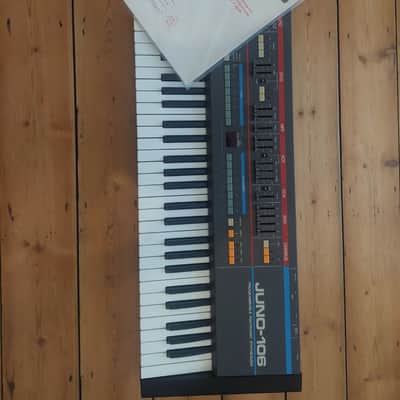 Roland Juno-106 61-Key Programmable Polyphonic Synthesizer 1984 - 1985 - Black
