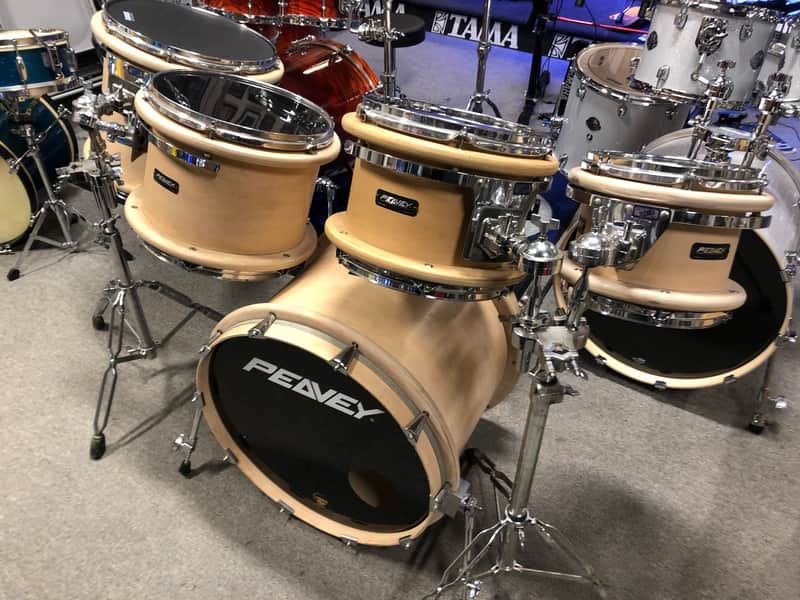 Peavey Radial Pro 6 piece drum set 2000 natural satin image 1
