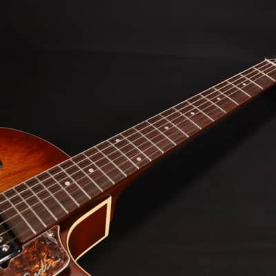 Godin 5th Ave CW Kingpin II Cutaway Cognac Burst - Used - 643 image 3