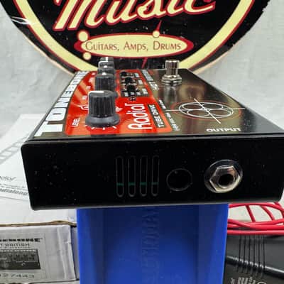 Radial Engineering ToneBone Hot British Tube Distortion Pedal with Power Supply + Box image 6