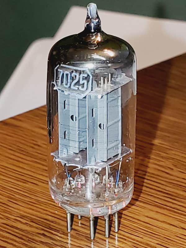 RCA 7025/12AX7/ECC83