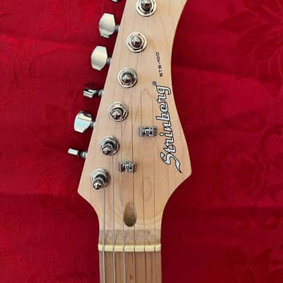 Strinberg STS100 White Stratocaster with tremolo, Gig bag included image 4