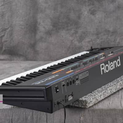 Roland JUNO-106 Programmable Polyphonic Synthesizer in Very Good condition image 13