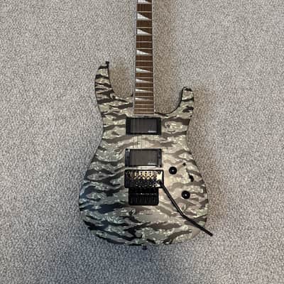 Jackson X Series Soloist SLX DX Jungle Camo image 1