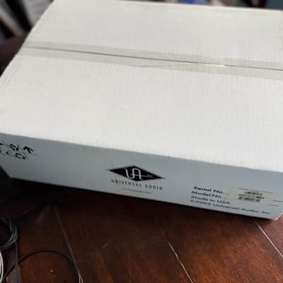 Universal Audio 6176 Channel Strip Preamp & Compressor Top image 3