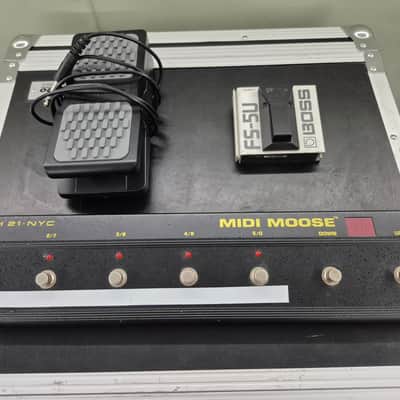 Roland GI-20 + XV2020 + PEDALS & CABLES. Late 90's - Silver image 6