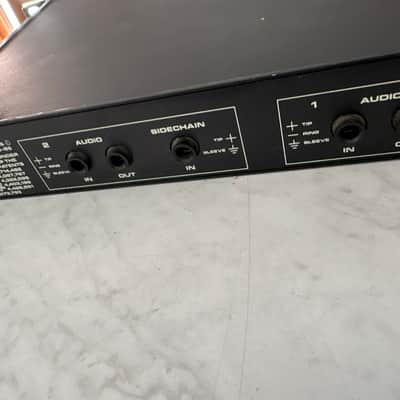 dbx 166 2-Channel Dynamics Processor 1980s - Black image 10
