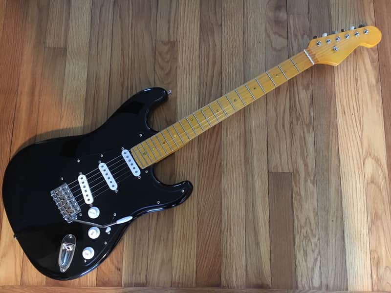 Custom David Gilmour “Black Strat” inspired Fender Stratocaster style w/alnico pu's,abalone inlays image 1